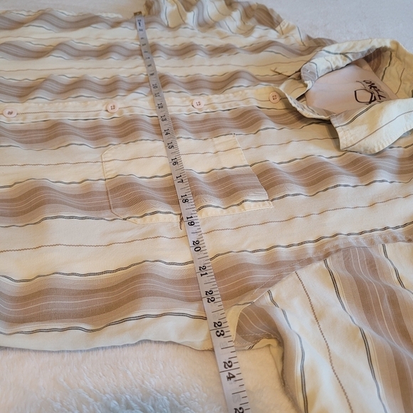 O'Neill Striped Collared Button Down Short Sleeve Shirt Men's Large - Picture 14 of 16